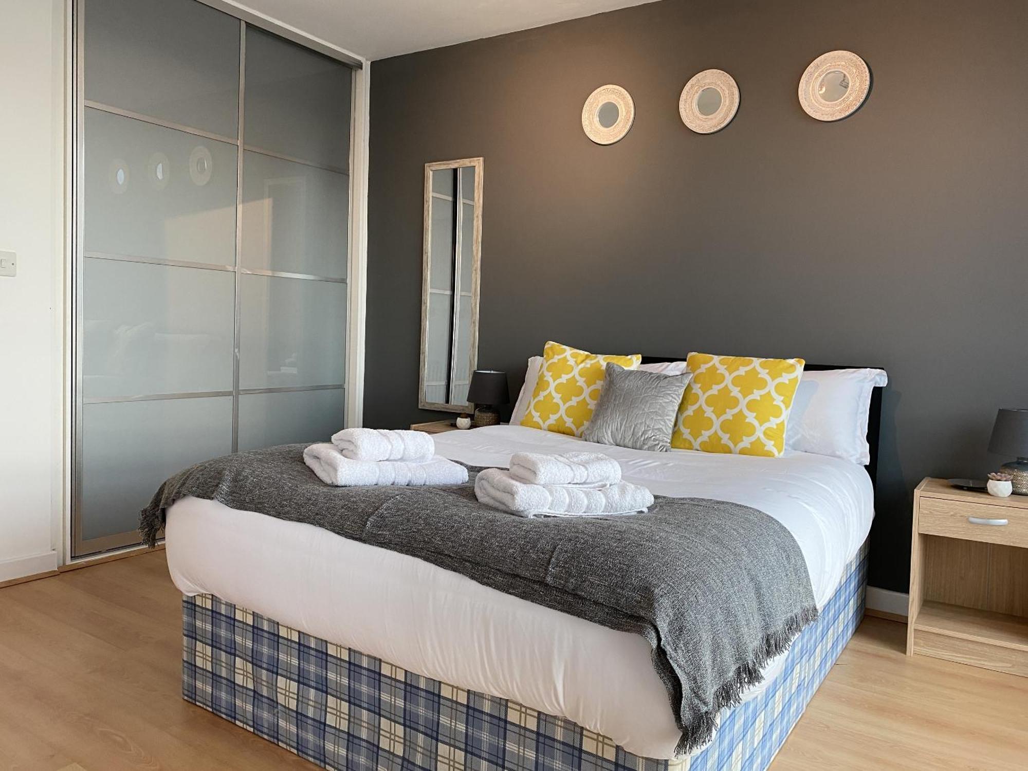 Tailor That Property - Chelsea House Milton Keynes Exterior photo